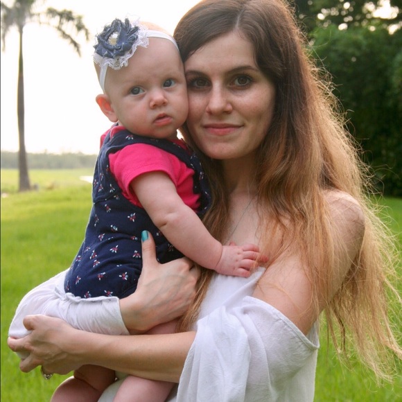 ✨Meet your seller✨ - Picture 3 of 5